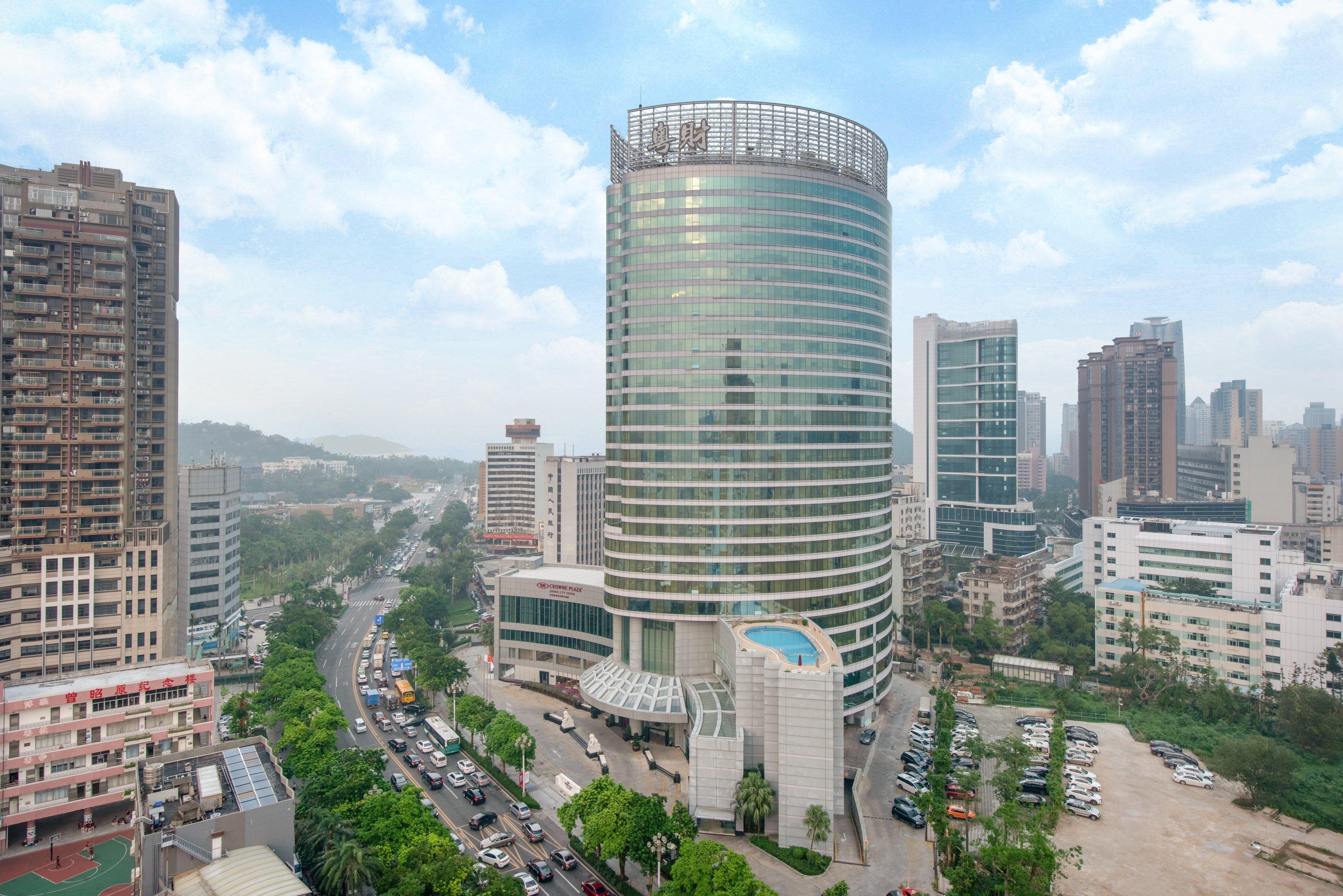 Crowne Plaza Zhuhai City Center By Ihg - Offers Free One-Way Shuttle To Chimelong Ocean Kingdom المظهر الخارجي الصورة