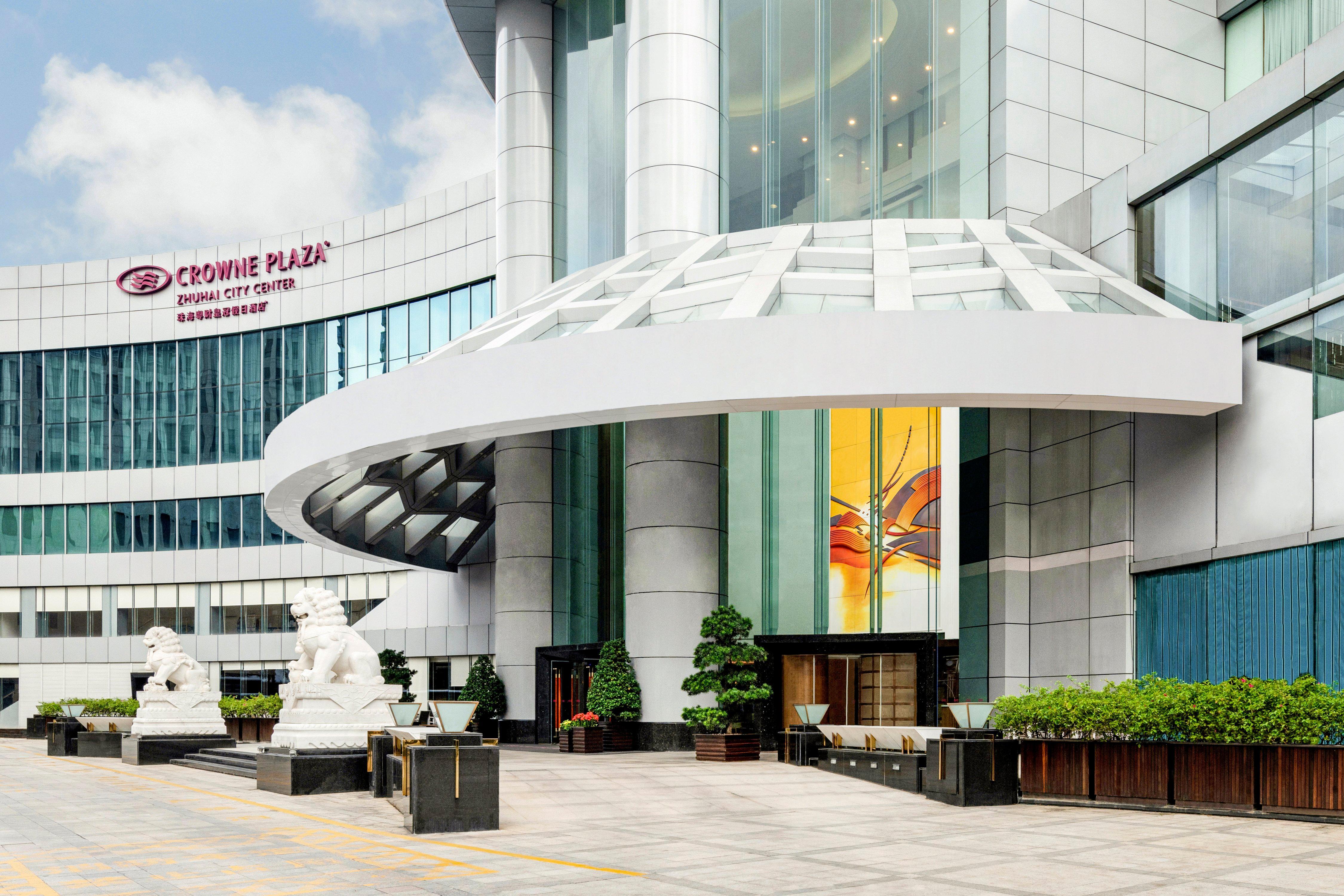 Crowne Plaza Zhuhai City Center By Ihg - Offers Free One-Way Shuttle To Chimelong Ocean Kingdom المظهر الخارجي الصورة
