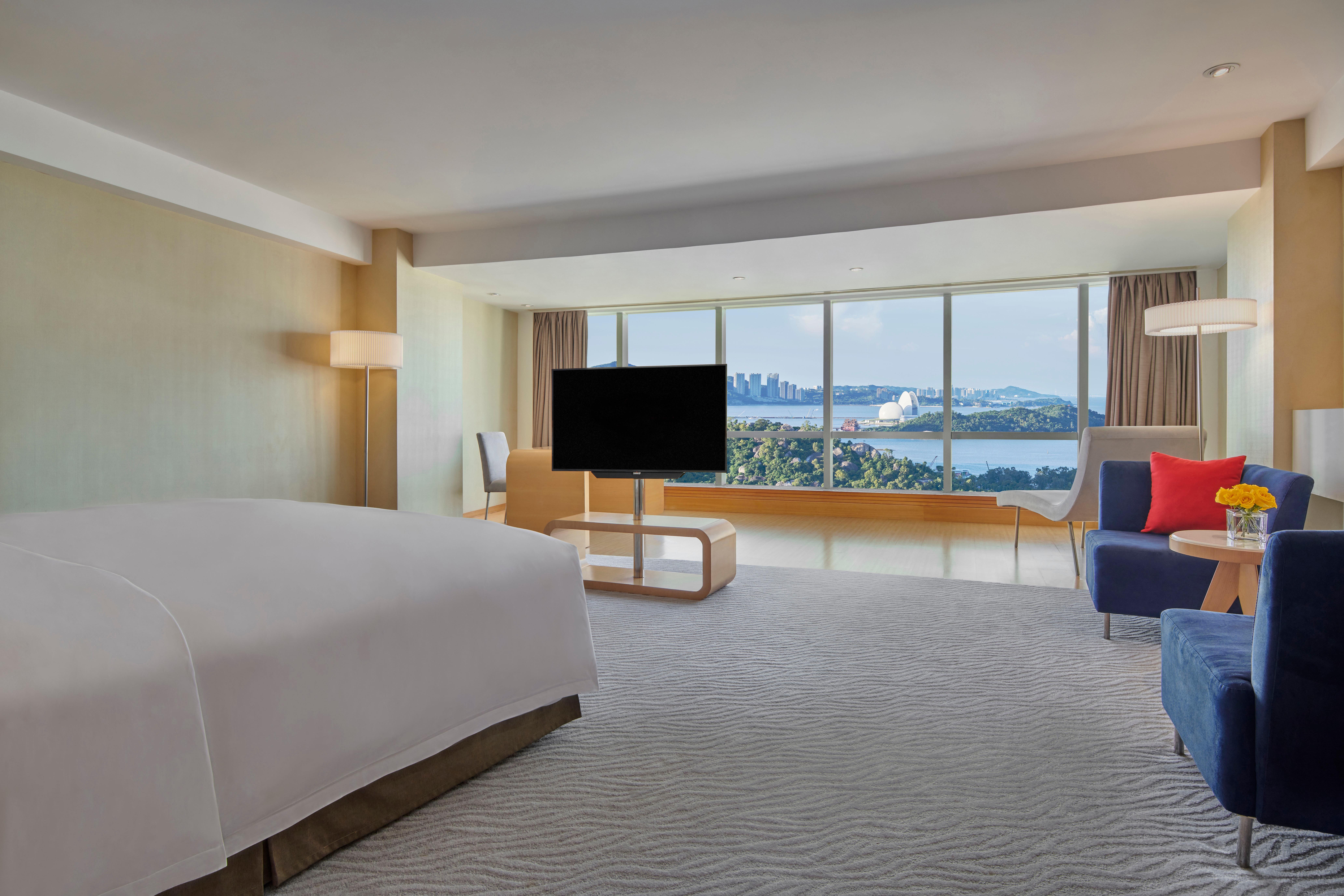 Crowne Plaza Zhuhai City Center By Ihg - Offers Free One-Way Shuttle To Chimelong Ocean Kingdom المظهر الخارجي الصورة