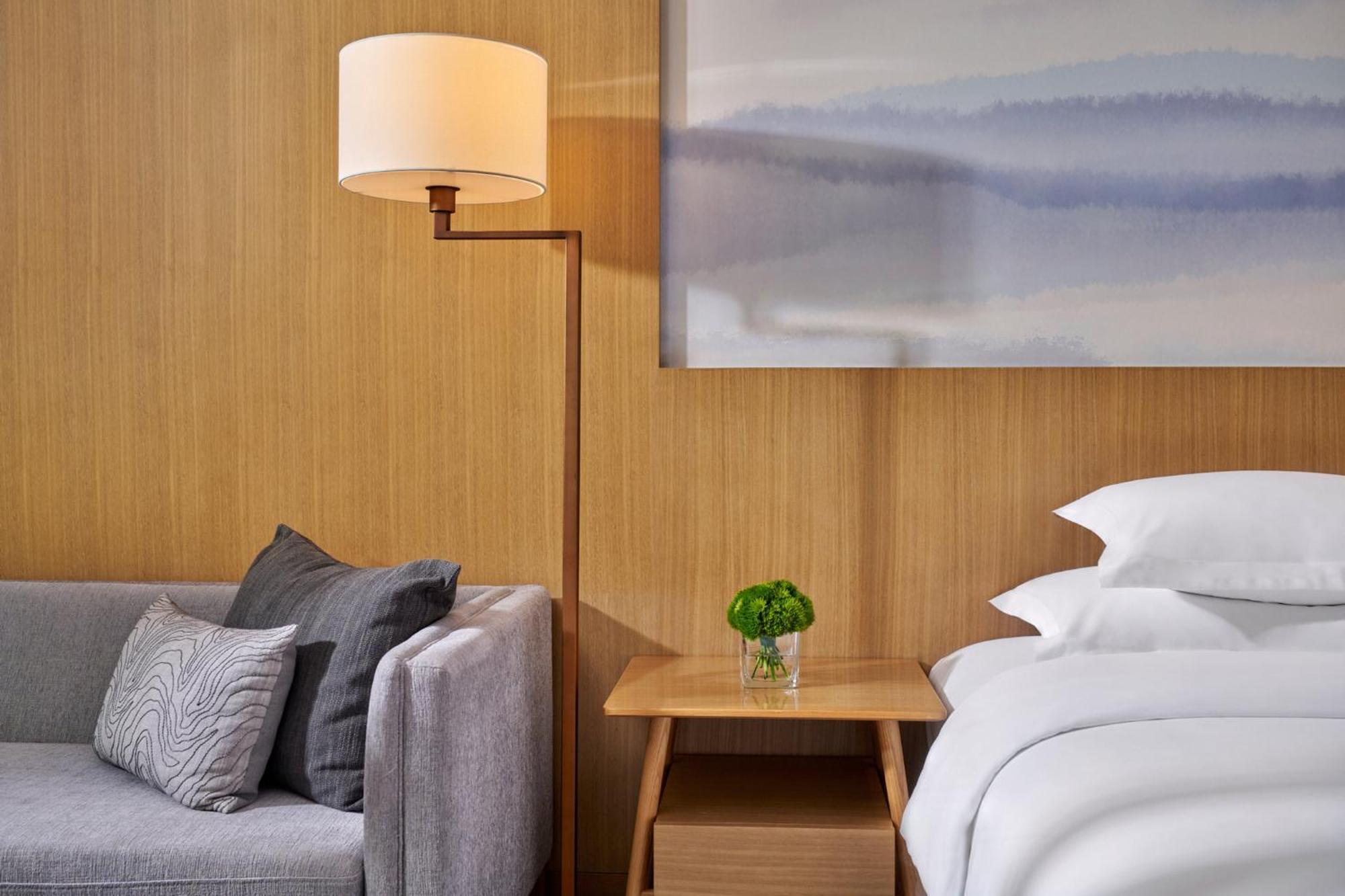 Crowne Plaza Zhuhai City Center By Ihg - Offers Free One-Way Shuttle To Chimelong Ocean Kingdom المظهر الخارجي الصورة