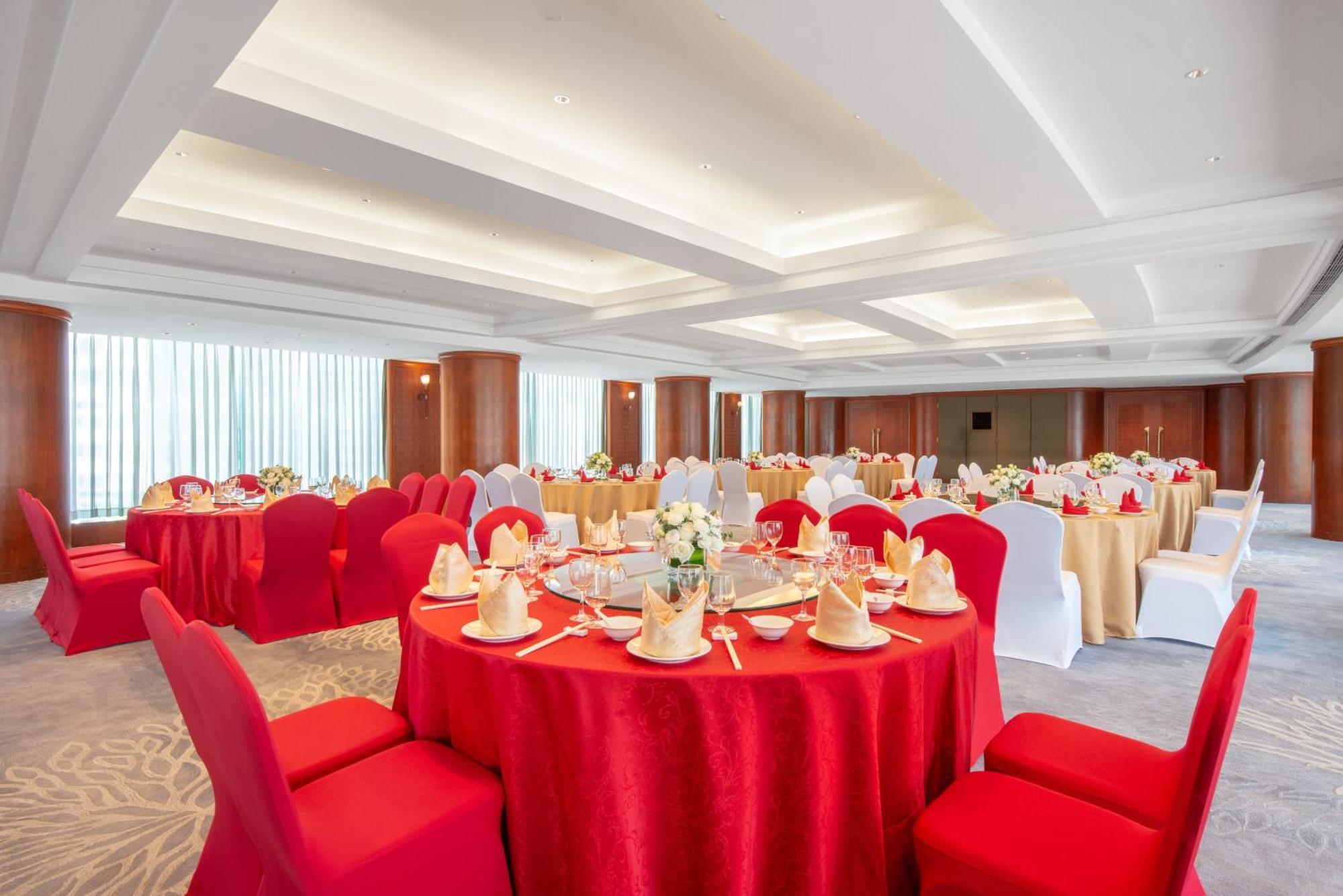 Crowne Plaza Zhuhai City Center By Ihg - Offers Free One-Way Shuttle To Chimelong Ocean Kingdom المظهر الخارجي الصورة