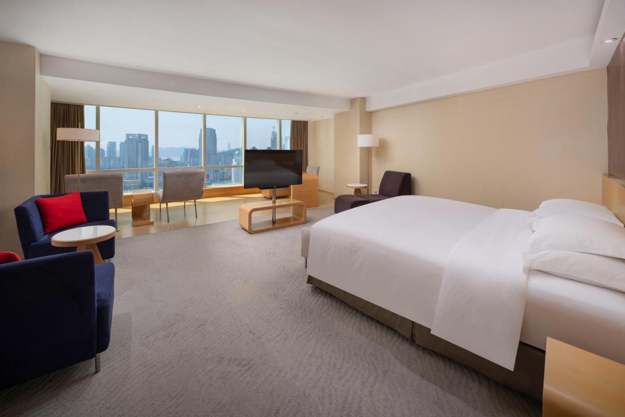 Crowne Plaza Zhuhai City Center By Ihg - Offers Free One-Way Shuttle To Chimelong Ocean Kingdom المظهر الخارجي الصورة