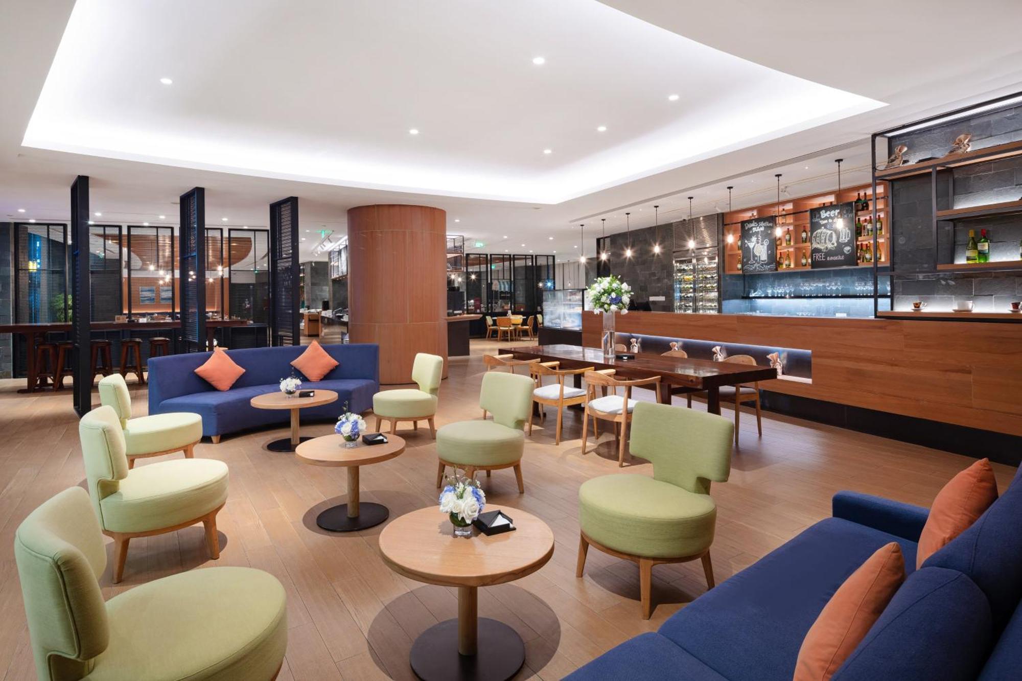 Crowne Plaza Zhuhai City Center By Ihg - Offers Free One-Way Shuttle To Chimelong Ocean Kingdom المظهر الخارجي الصورة